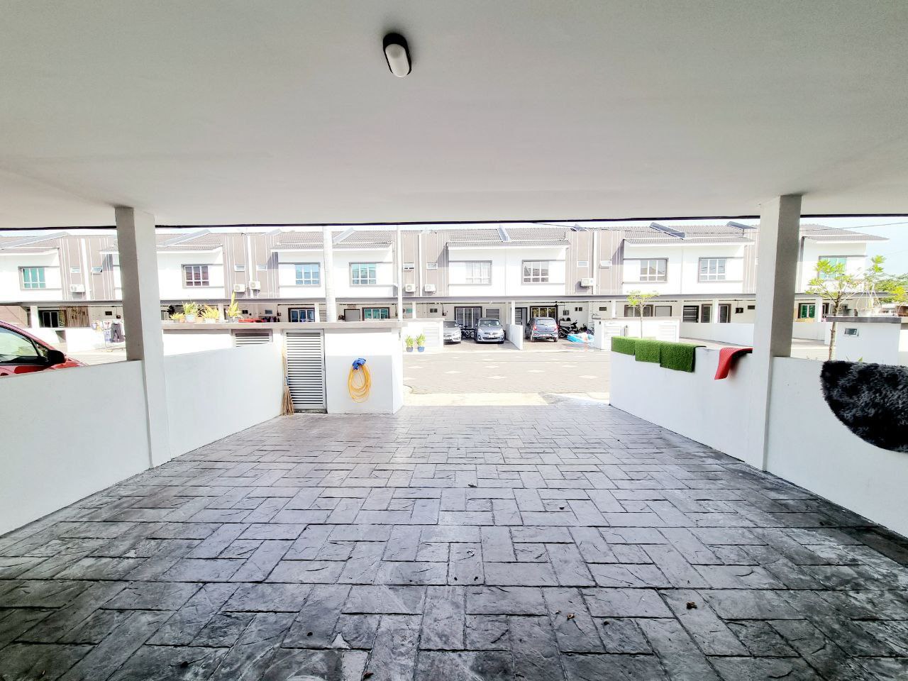 Double Storey Terrace Irama Perdana - photo 2