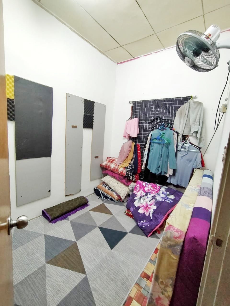 Single Storey Terrace Taman Tasik Puteri - photo 3