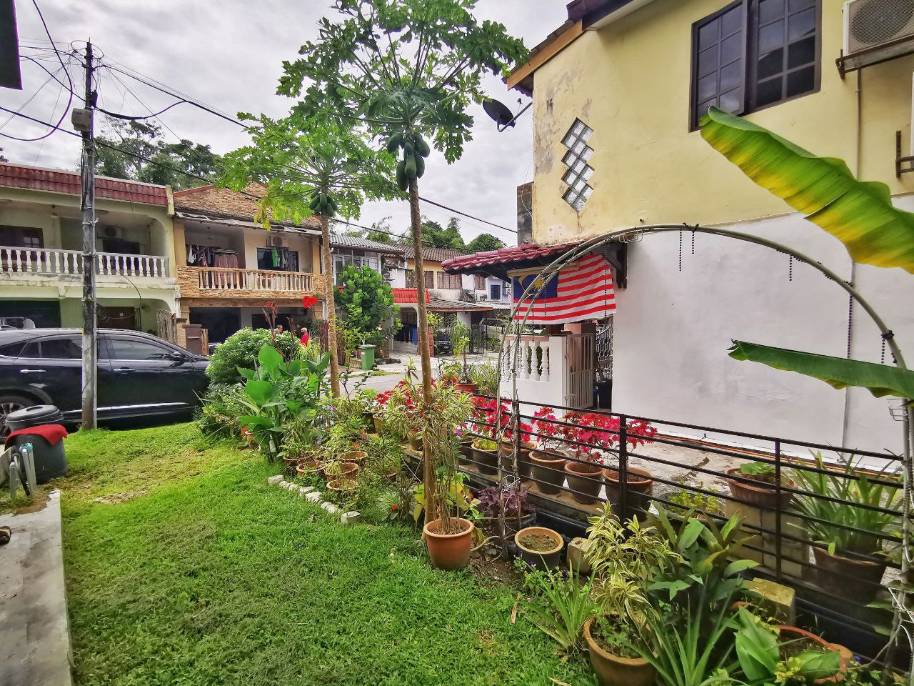 End Lot Double Storey Terrace Taman Melawati - photo 2