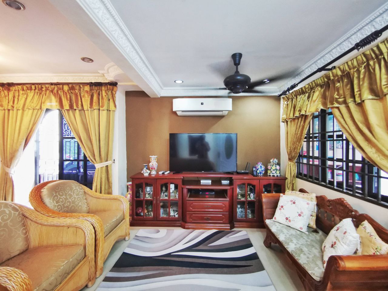 End Lot Double Storey Terrace Taman Melawati - photo 4