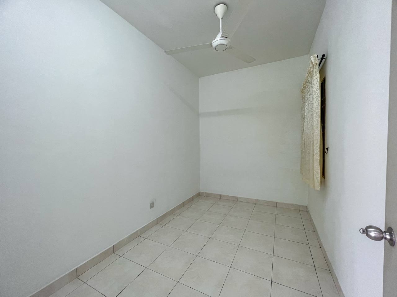 Corner Lot Double Storey Superlink Seri Bangi - photo 8