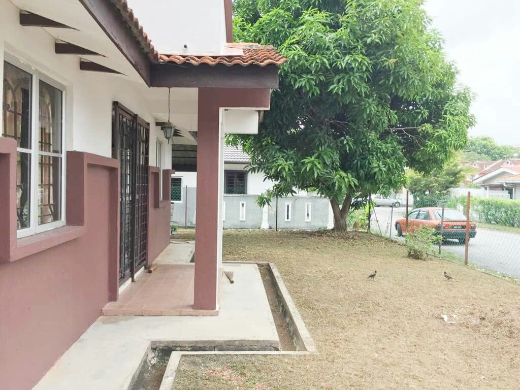 Corner Lot Double Storey Terrace Kota Seriemas - photo 2