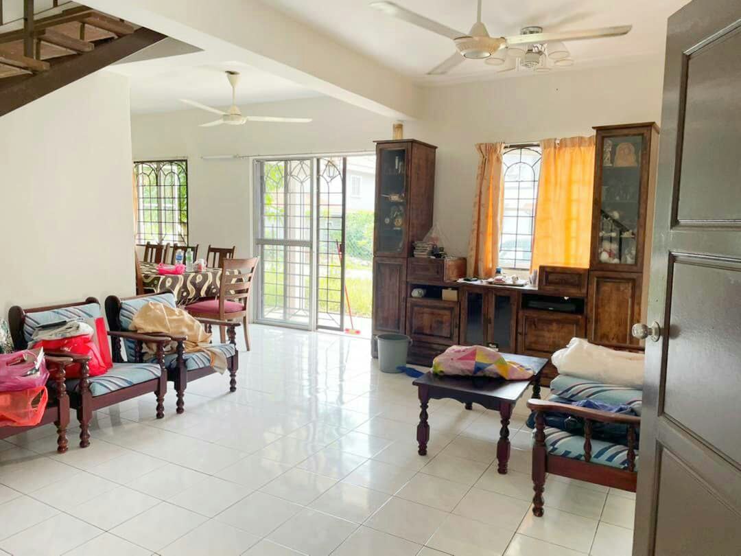 Corner Lot Double Storey Terrace Kota Seriemas - photo 5