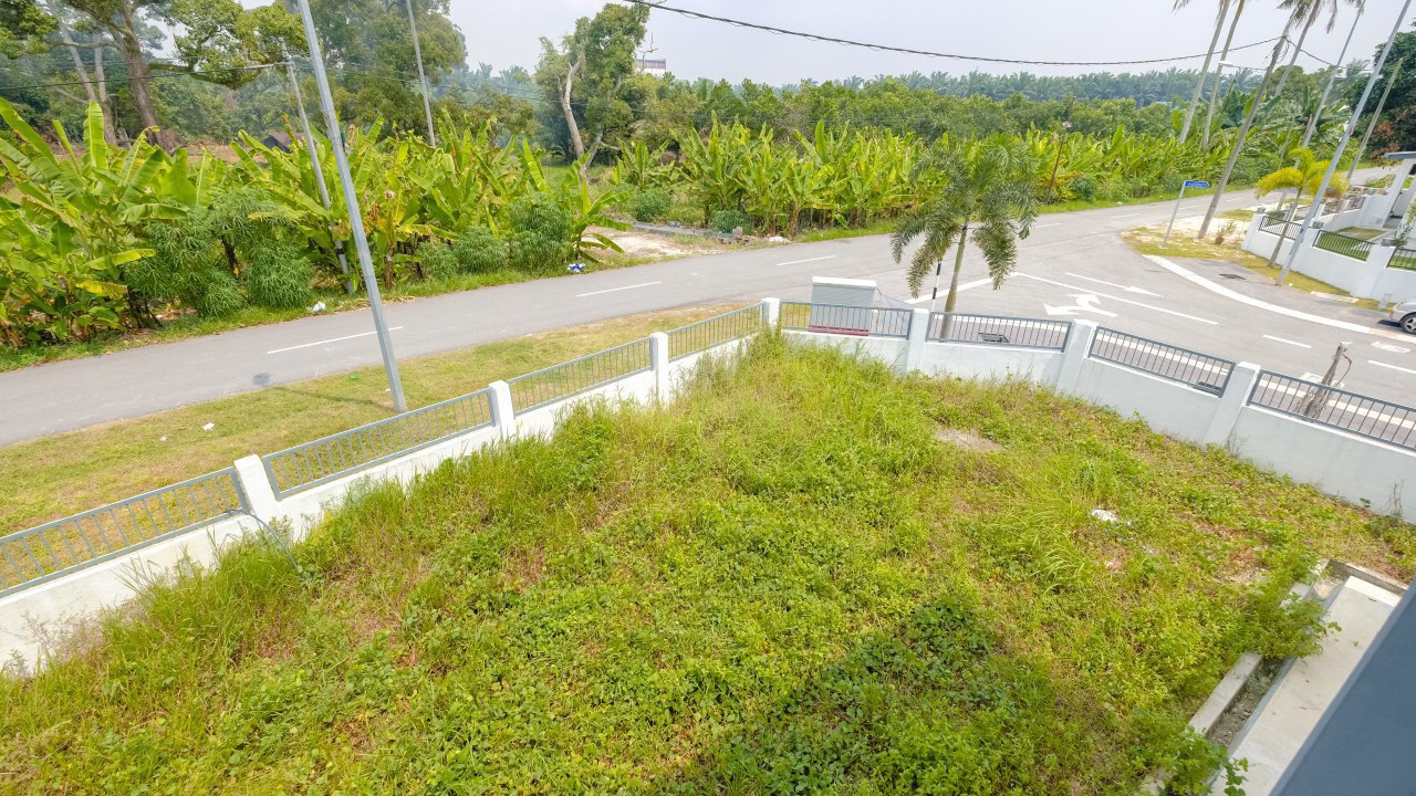 Double Storey Semi D Taman Dato Hormat - photo 2