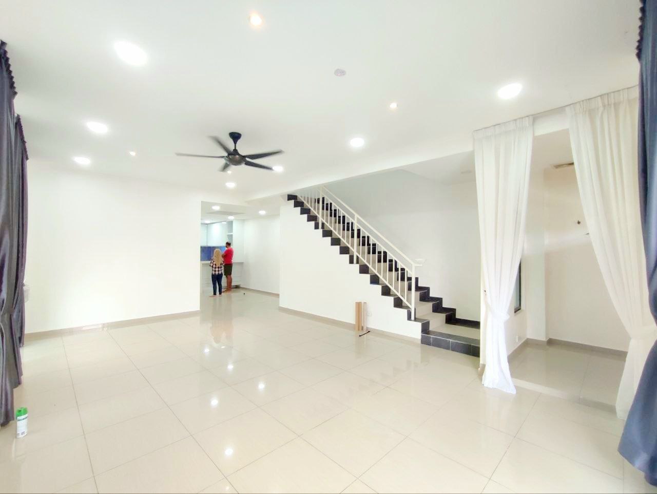 End Lot Double Storey Terrace Taman Semarang Indah - photo 3