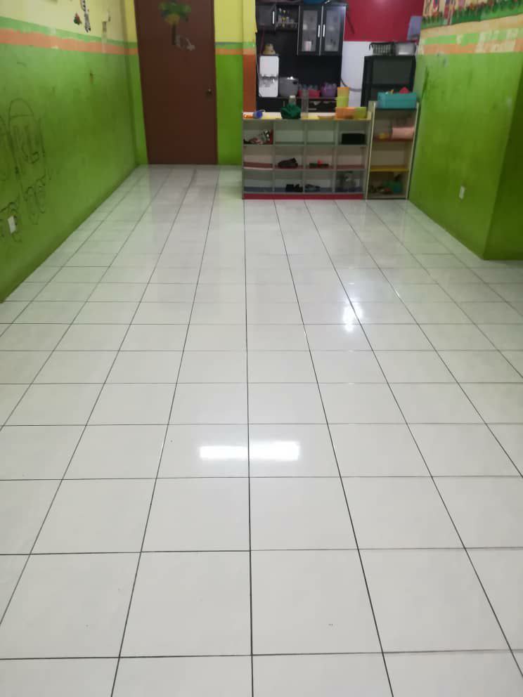 Ground Floor Laksamana Puri Condominium - photo 6
