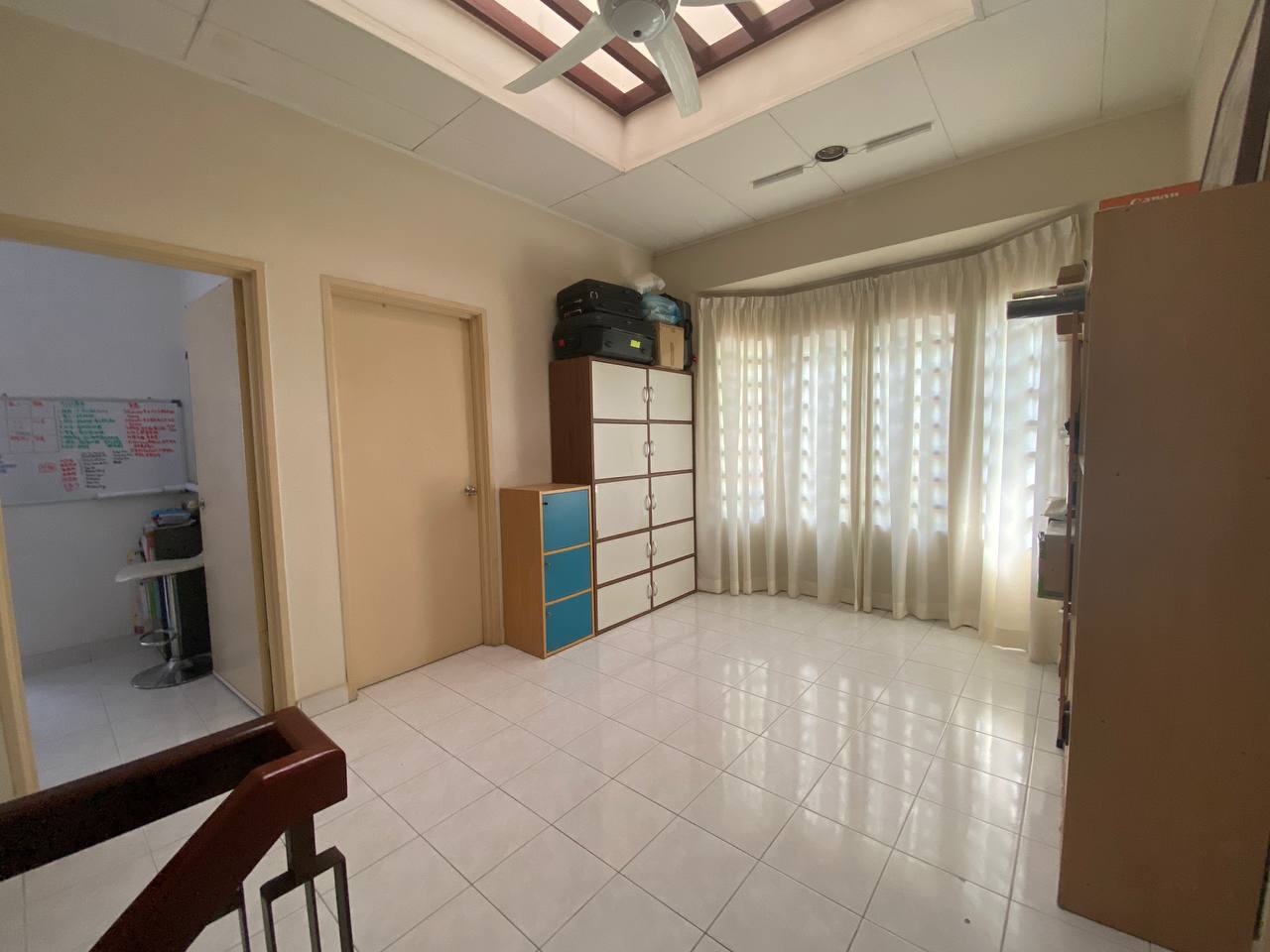 Corner Lot Double Storey Taman Bukit Subang - photo 8