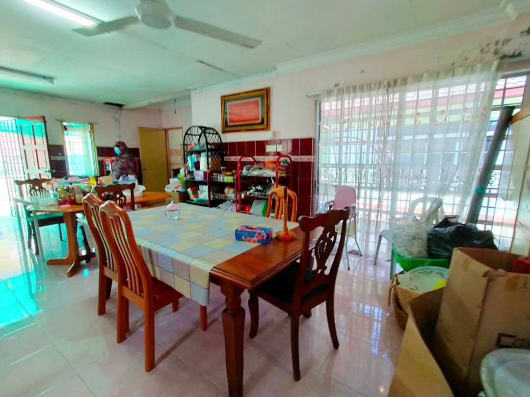 Corner Lot Double Storey Terrace Seksyen 7 - photo 13
