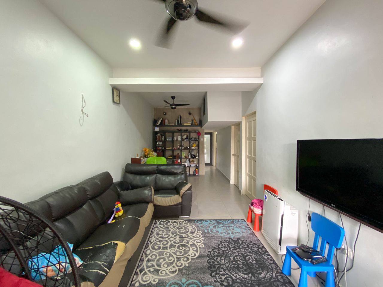 End Lot Single Storey Terrace Taman Selaseh 1 - photo 2