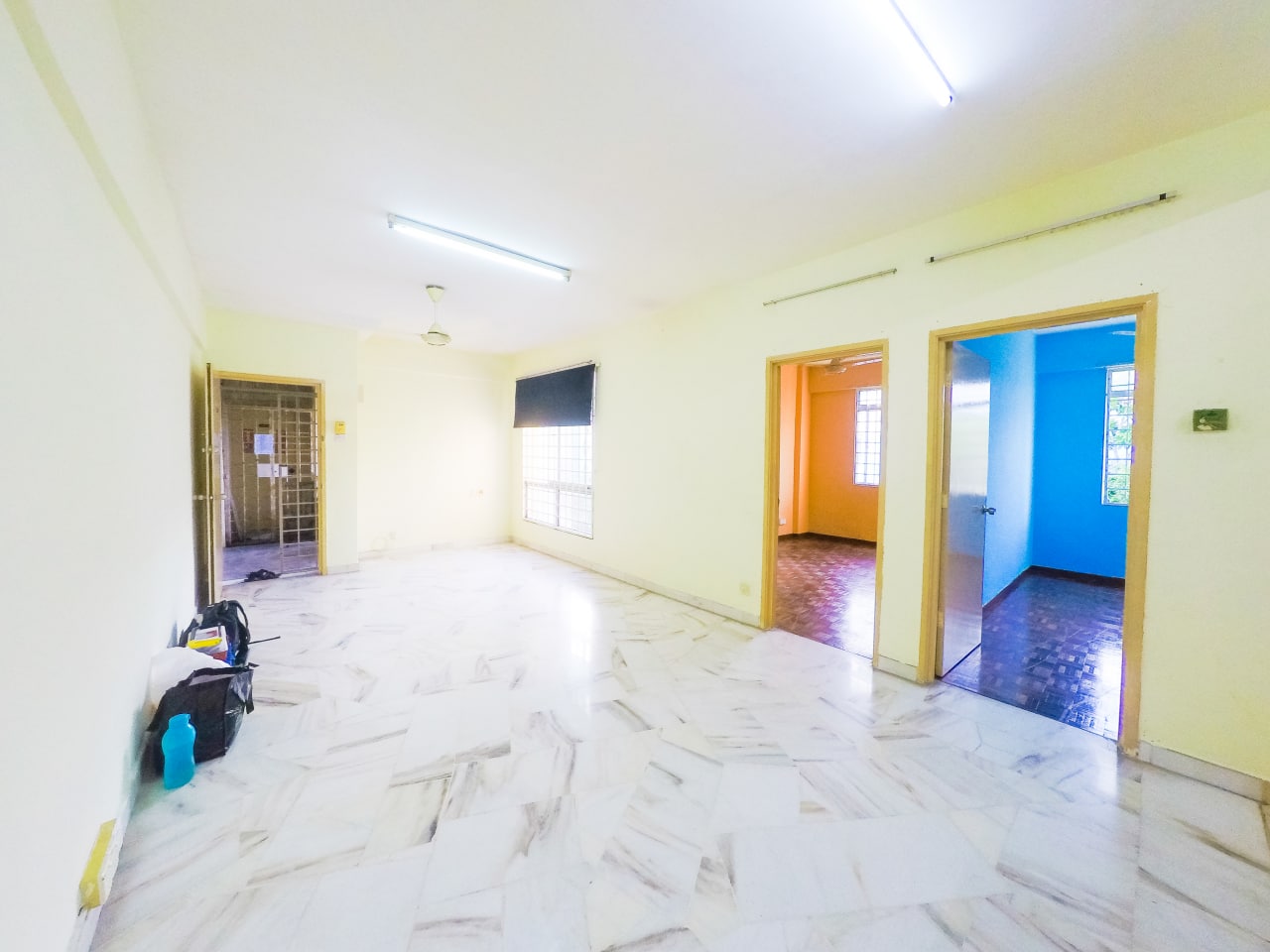 Pangsapuri Suria Jalan Kinrara Puchong Jaya - photo 6