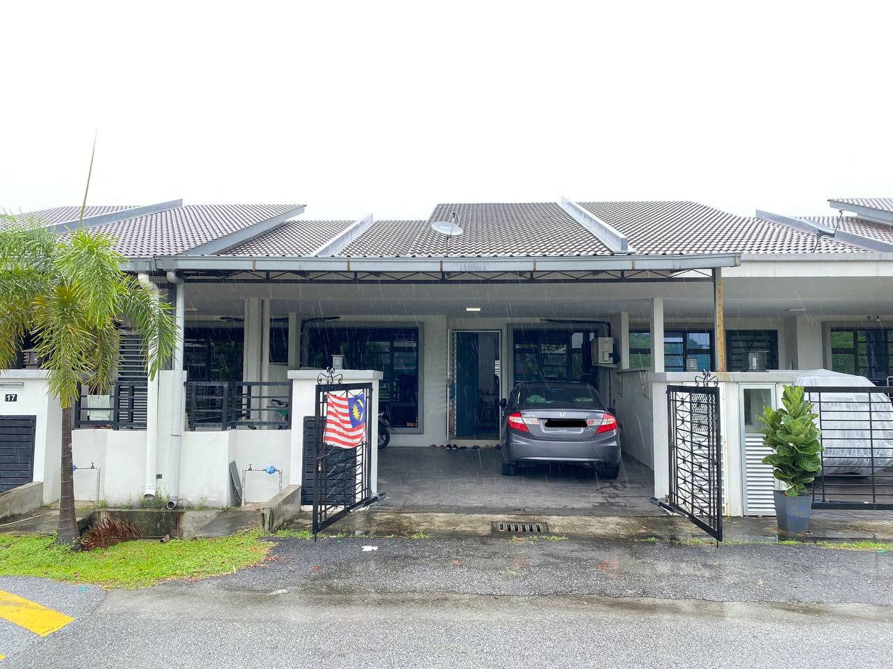 Single Storey Terrace Bandar Mahkota Banting - photo 2