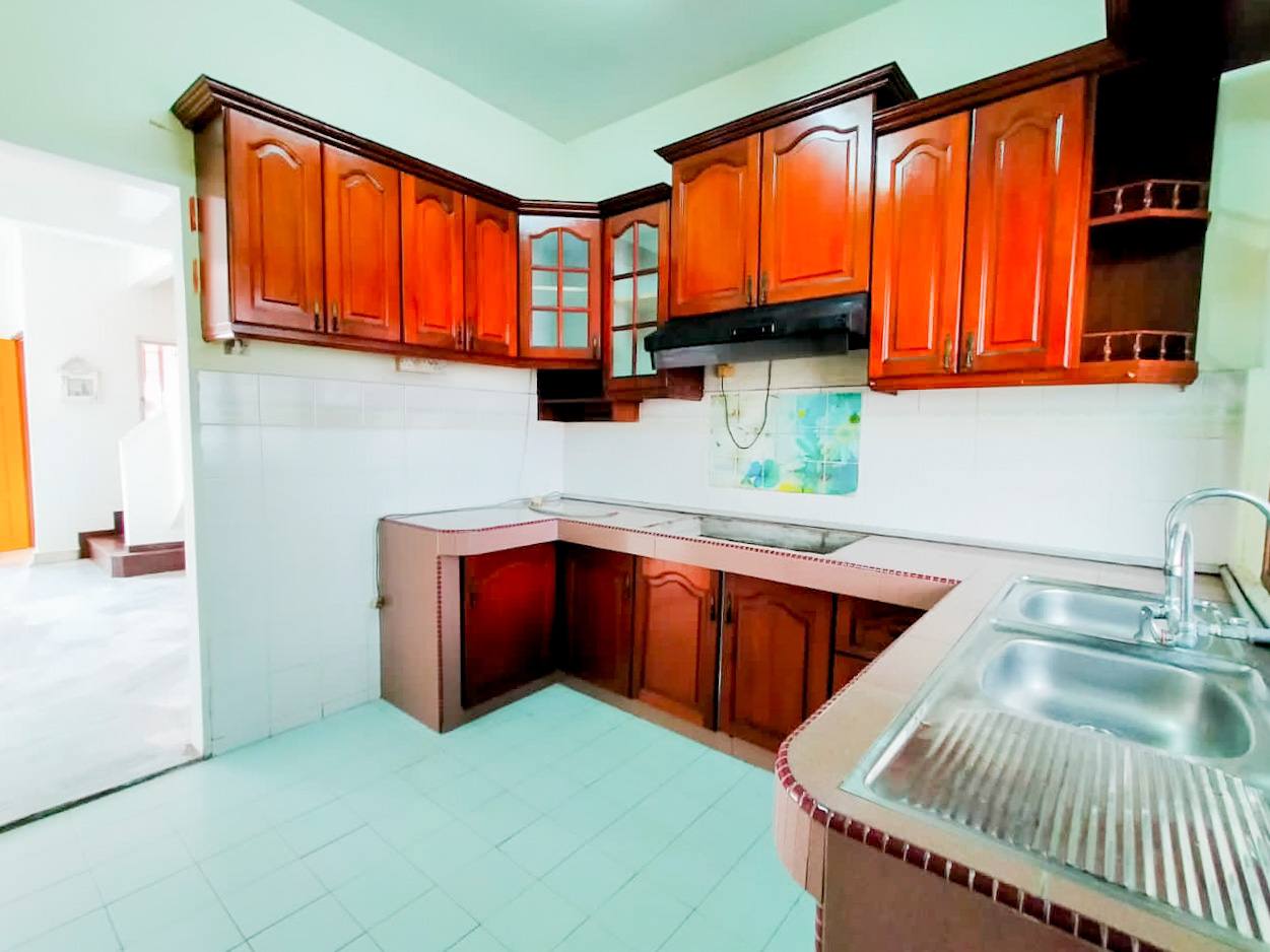Double Storey Terrace Seksyen 4 Tambahan - photo 4