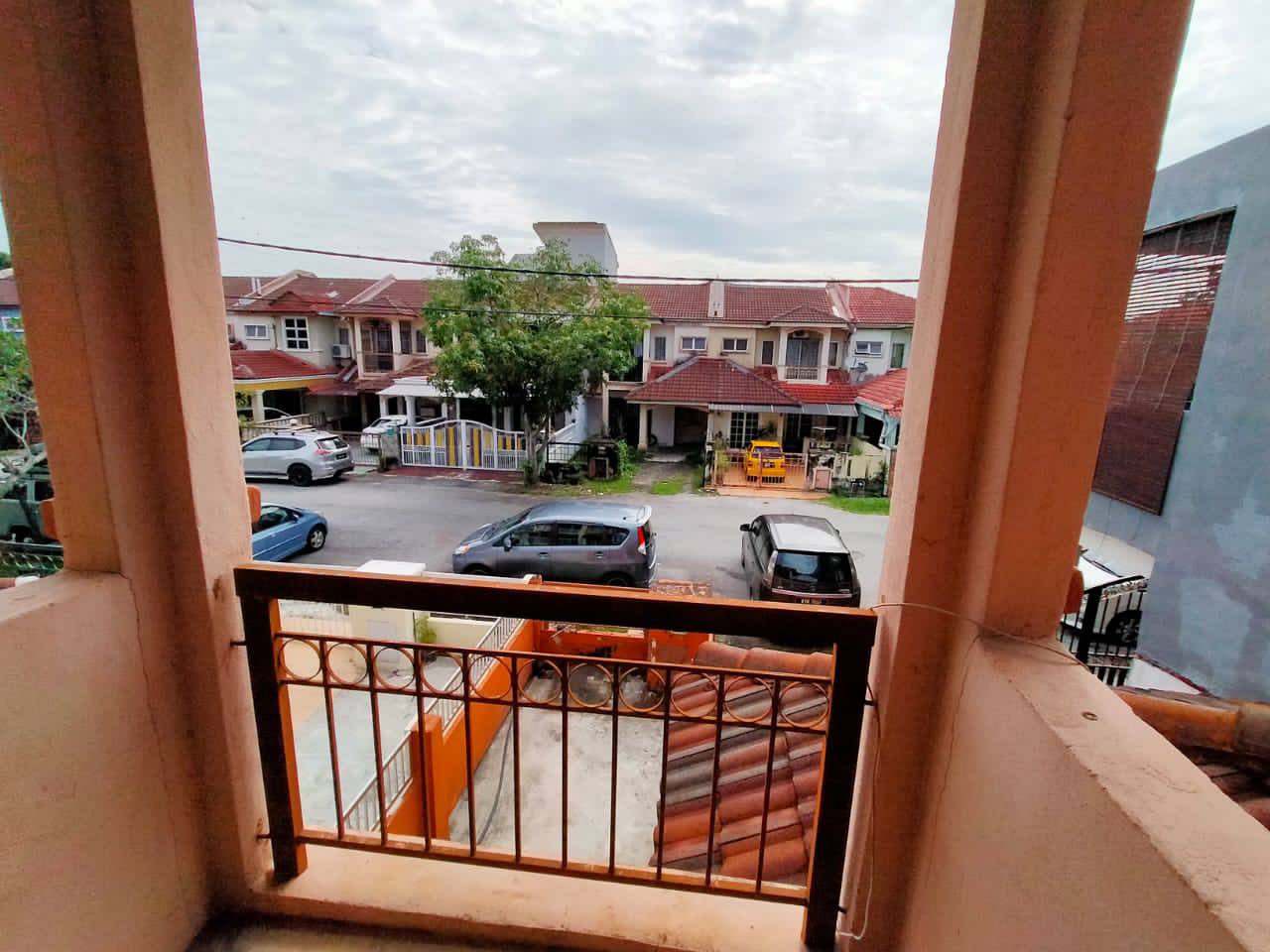 Double Storey Terrace Seksyen 4 Tambahan - photo 10