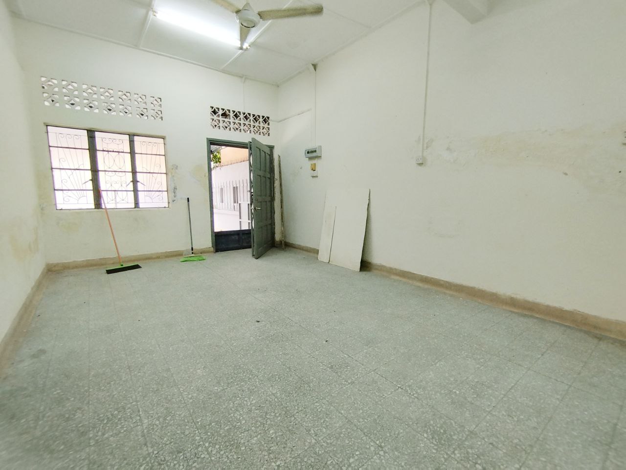 Single Storey Terrace KL City Centre - photo 3