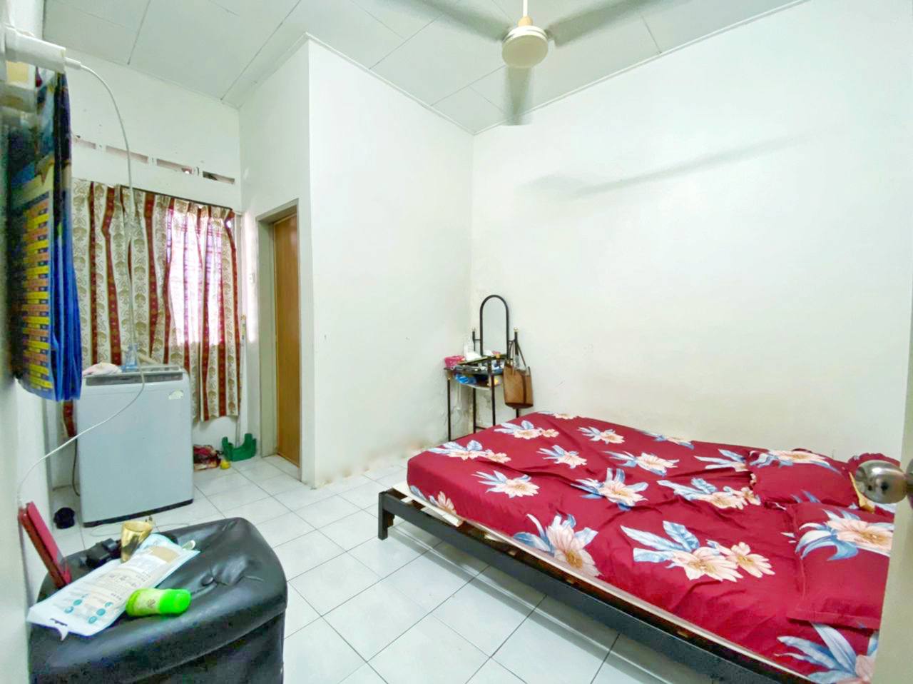 Single Storey Terrace Taman Gadong Jaya - photo 4