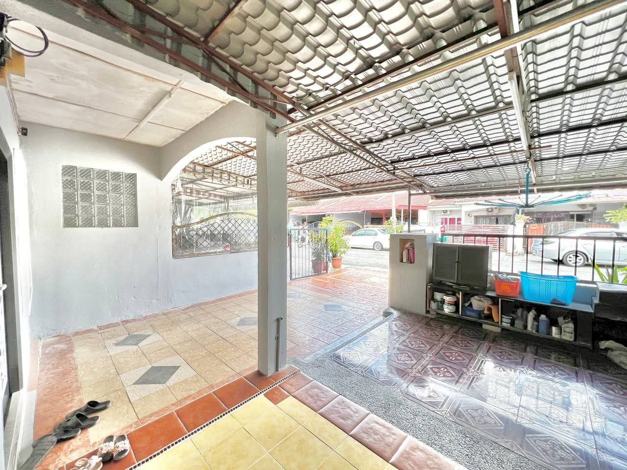 Renovated Single Storey Terrace Taman Sri Putri - photo 6