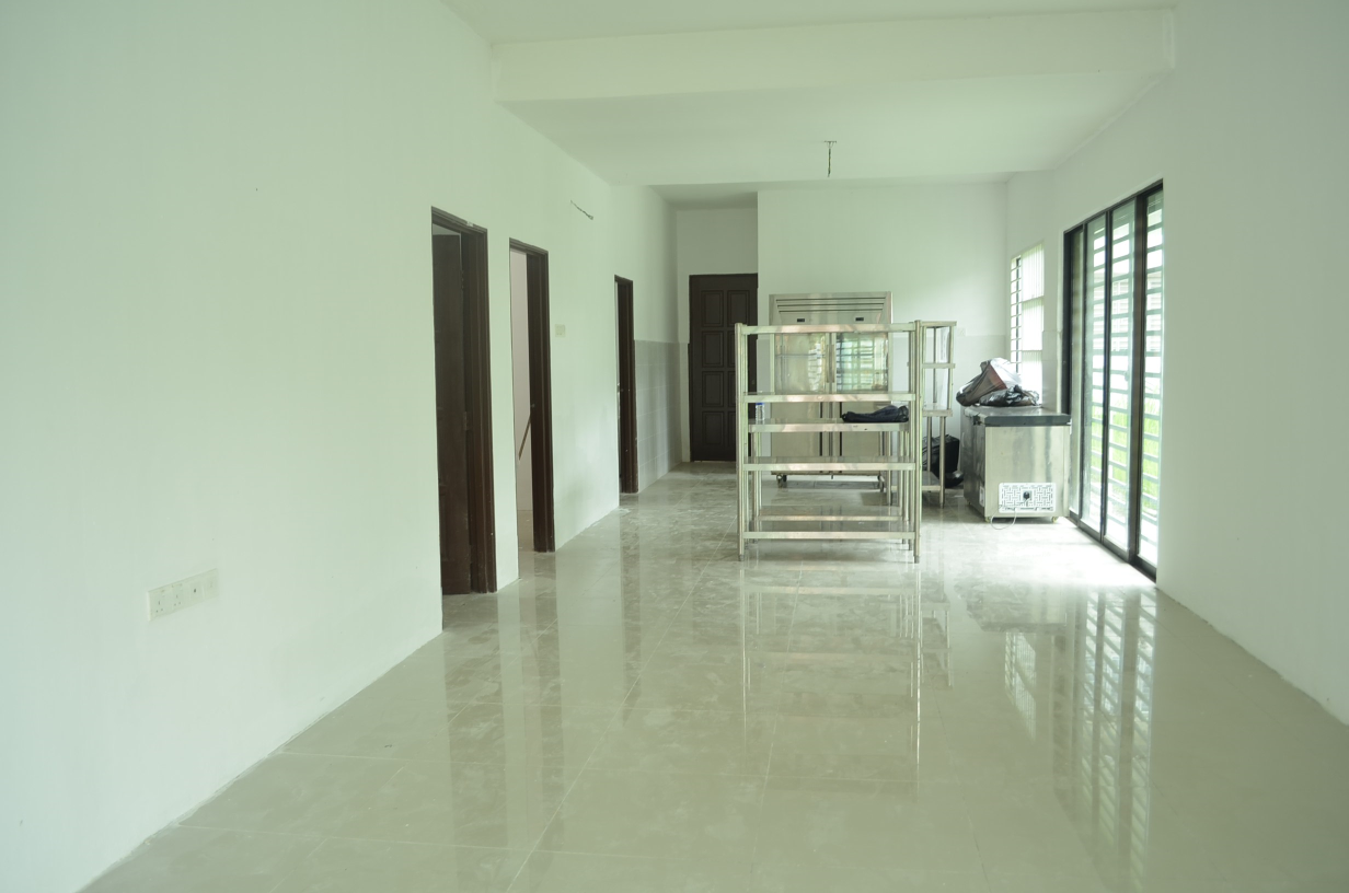 End Lot Single Storey Semi D Taman Seri Mewah - photo 3