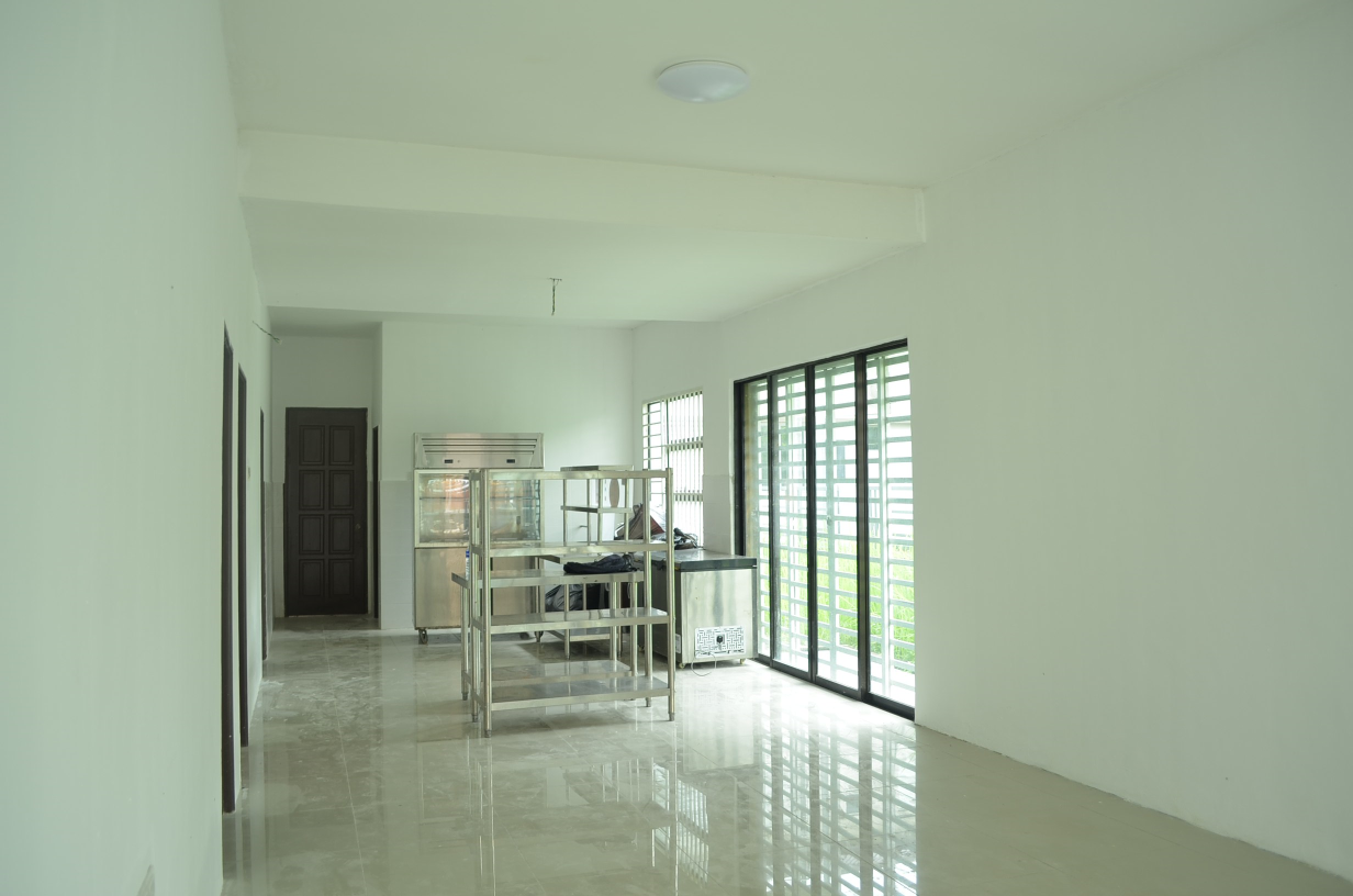 End Lot Single Storey Semi D Taman Seri Mewah - photo 4