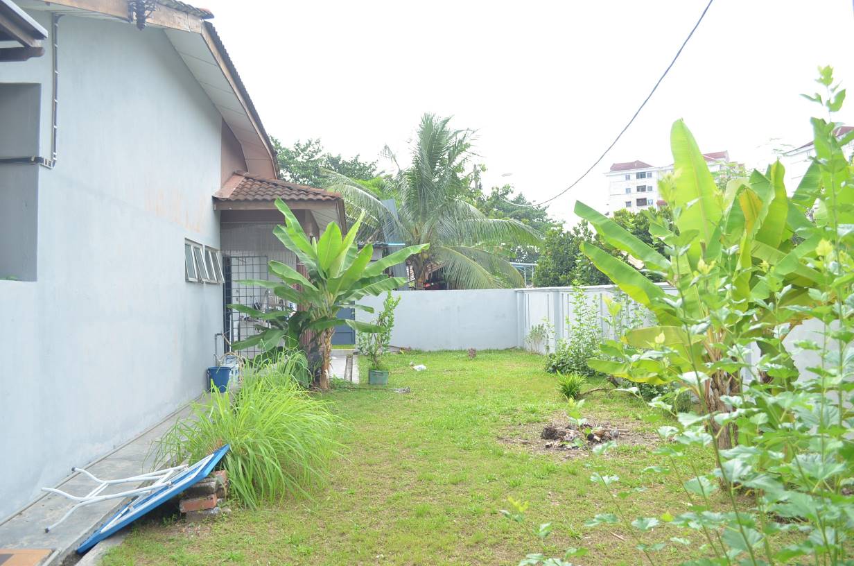 Corner Lot Single Storey Terrace Taman Sri Bahagia - photo 2