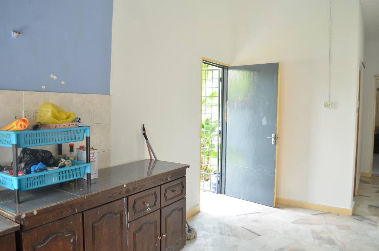 Corner Lot Single Storey Terrace Taman Sri Bahagia - photo 10
