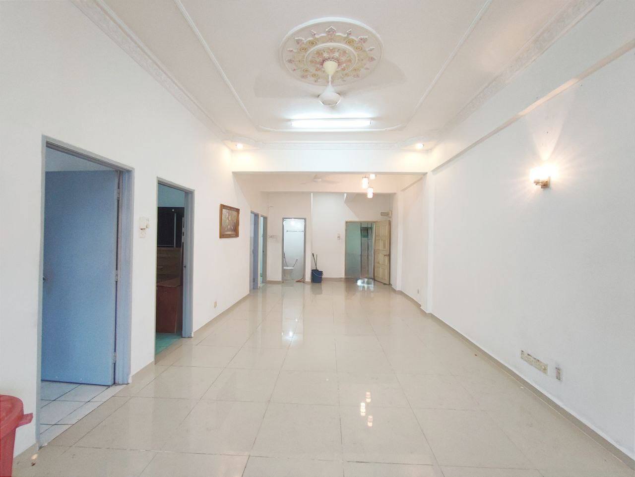Sri Manja Square One Shop Apartment - photo 2