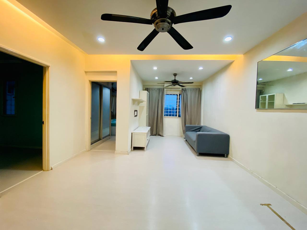 Refurbished Unit Danau Murni Condominium - photo 2