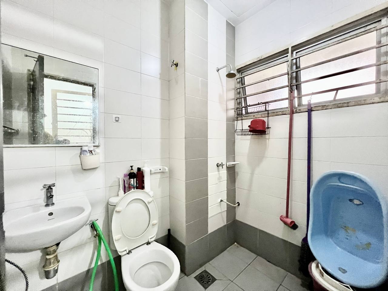 Corner Lot Double Storey Terrace Bandar Bukit Raja - photo 11