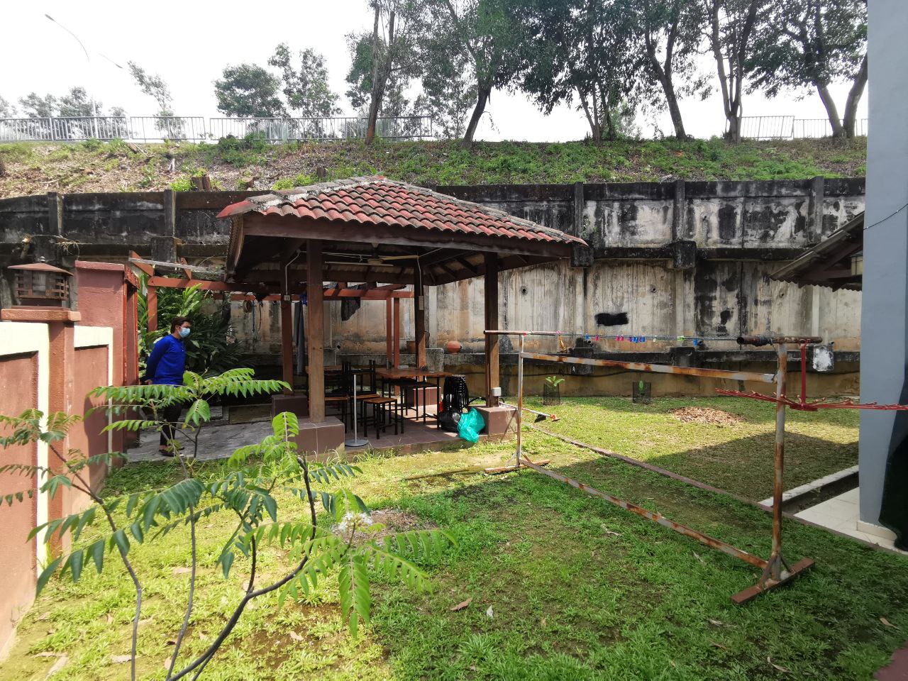 Renovated Double Storey Terrace Seksyen 8 - photo 6