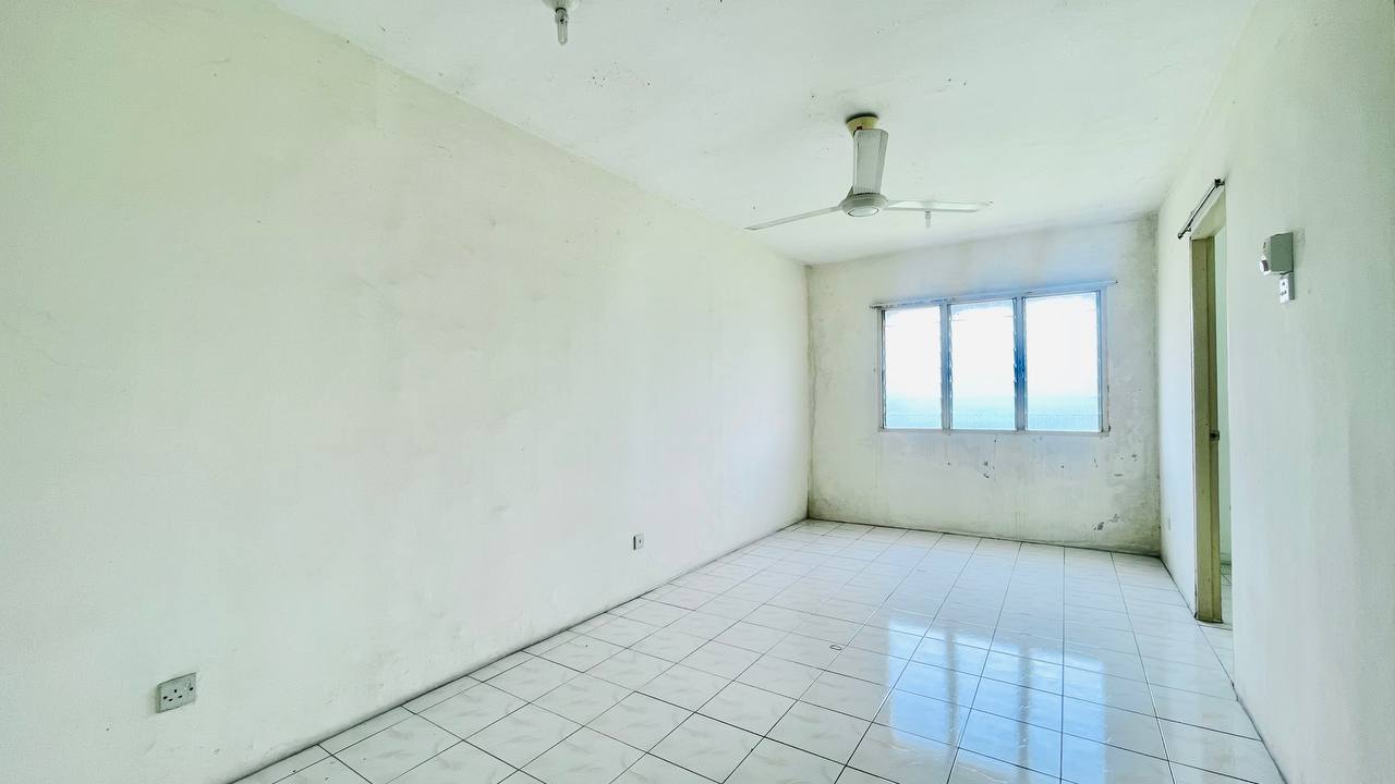 Teratai Apartment Taman Bunga Raya - photo 2