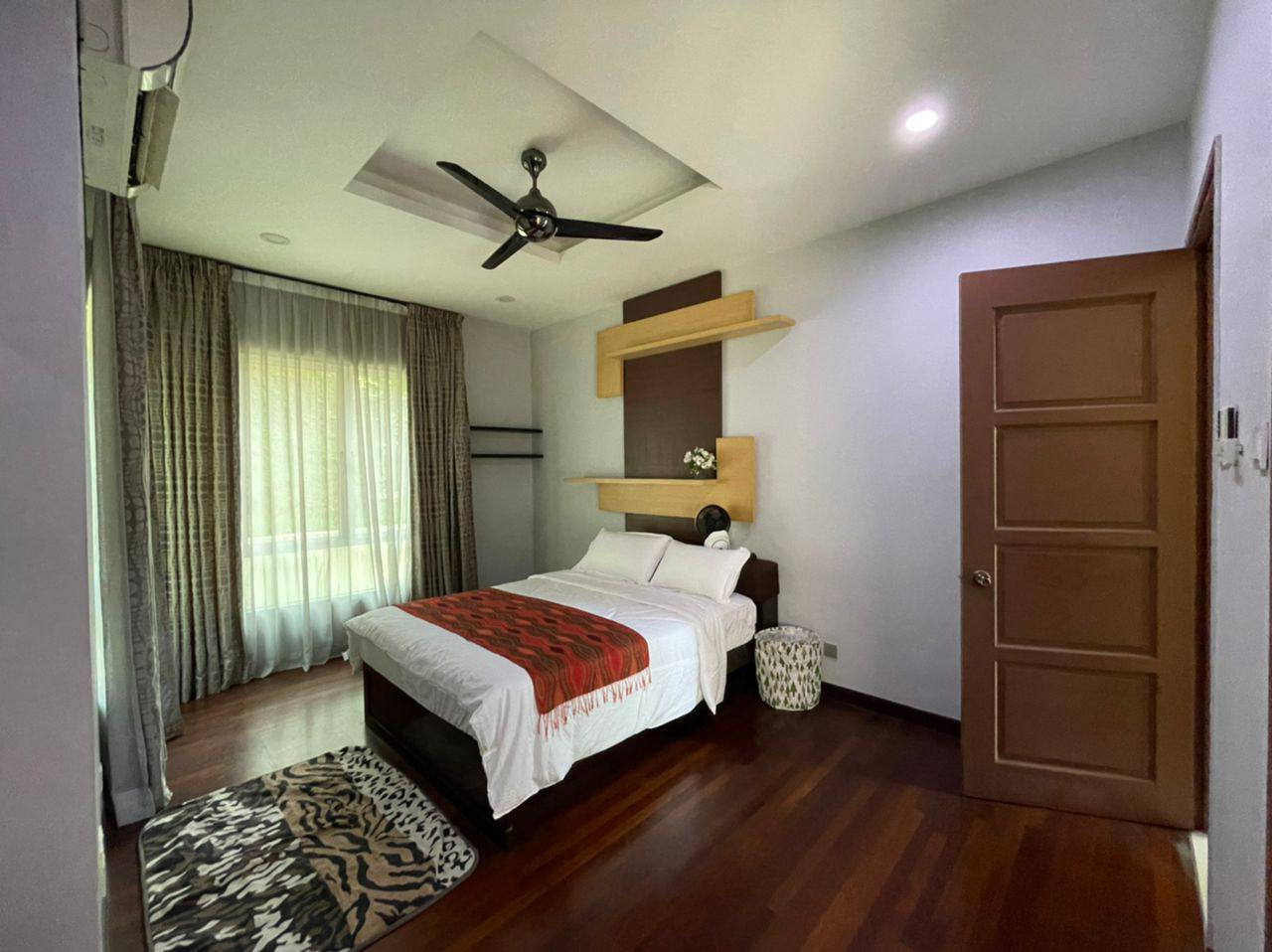 Luxury Bungalow Teratai Villas Kayangan Heights - photo 3
