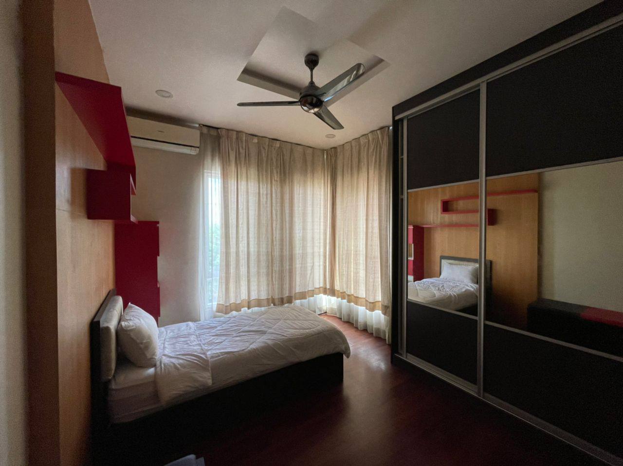 Luxury Bungalow Teratai Villas Kayangan Heights - photo 9