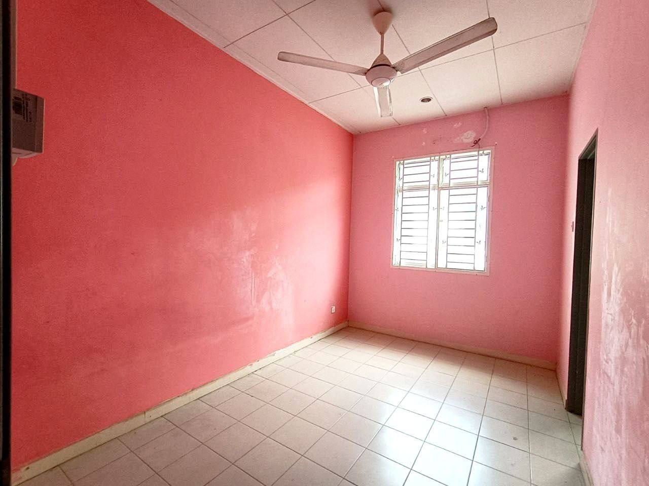 Double Storey Terrace Taman Alam Indah Seksyen 33 - photo 4