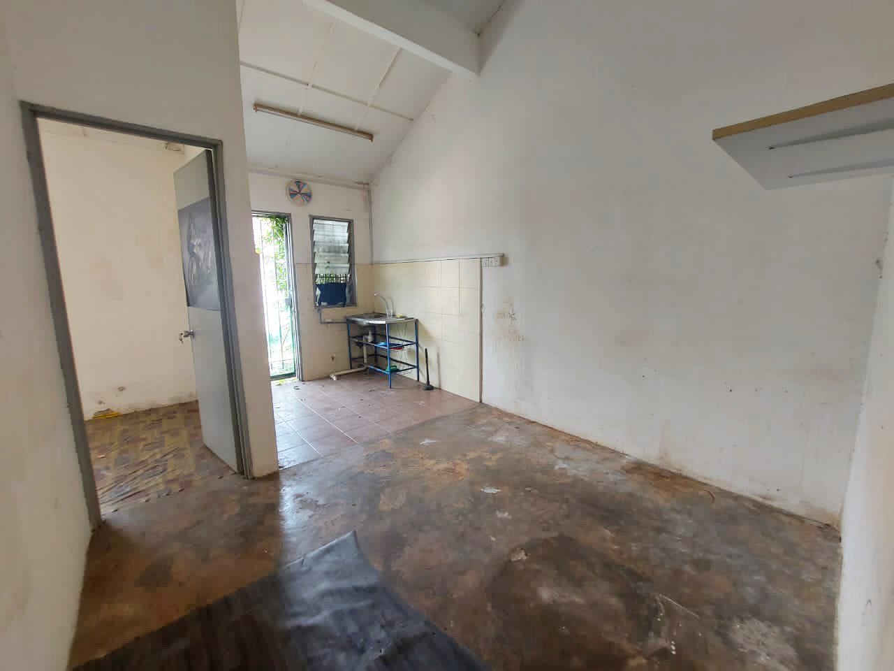 Corner Lot Single Storey Terrace Taman Seri Timah - photo 5