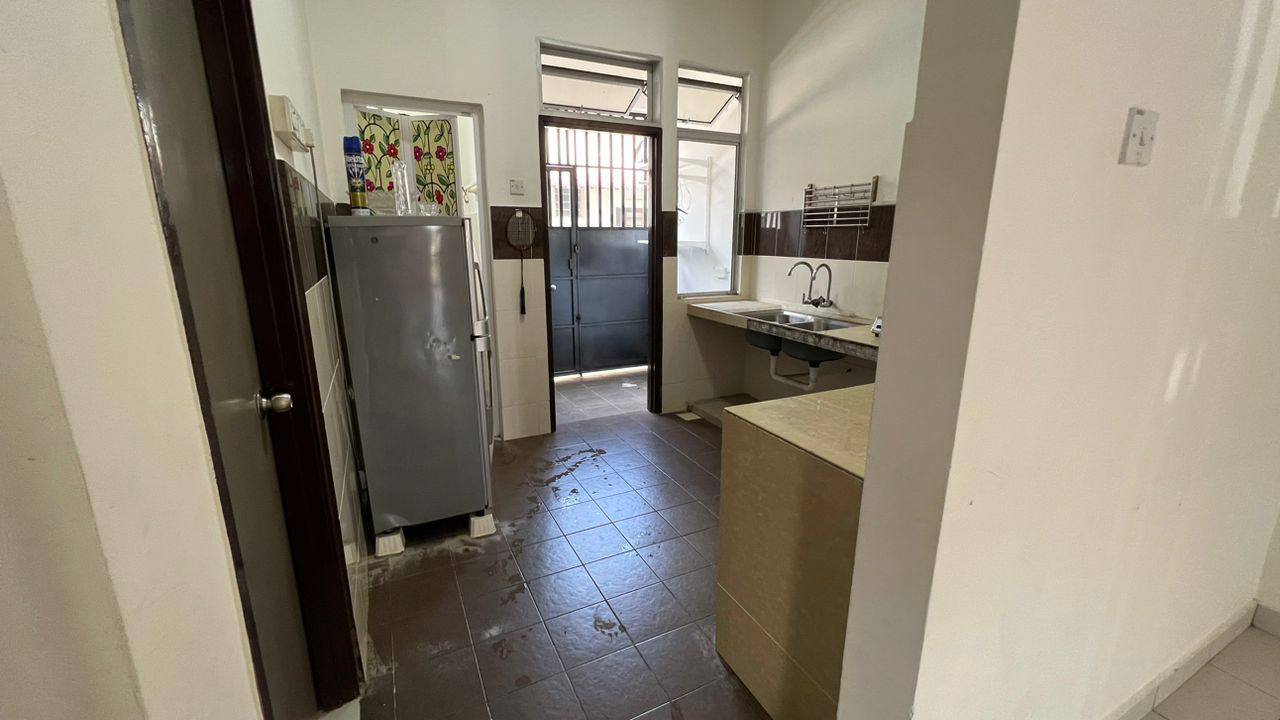 Double Storey Terrace Taman Intan Baiduri - photo 2