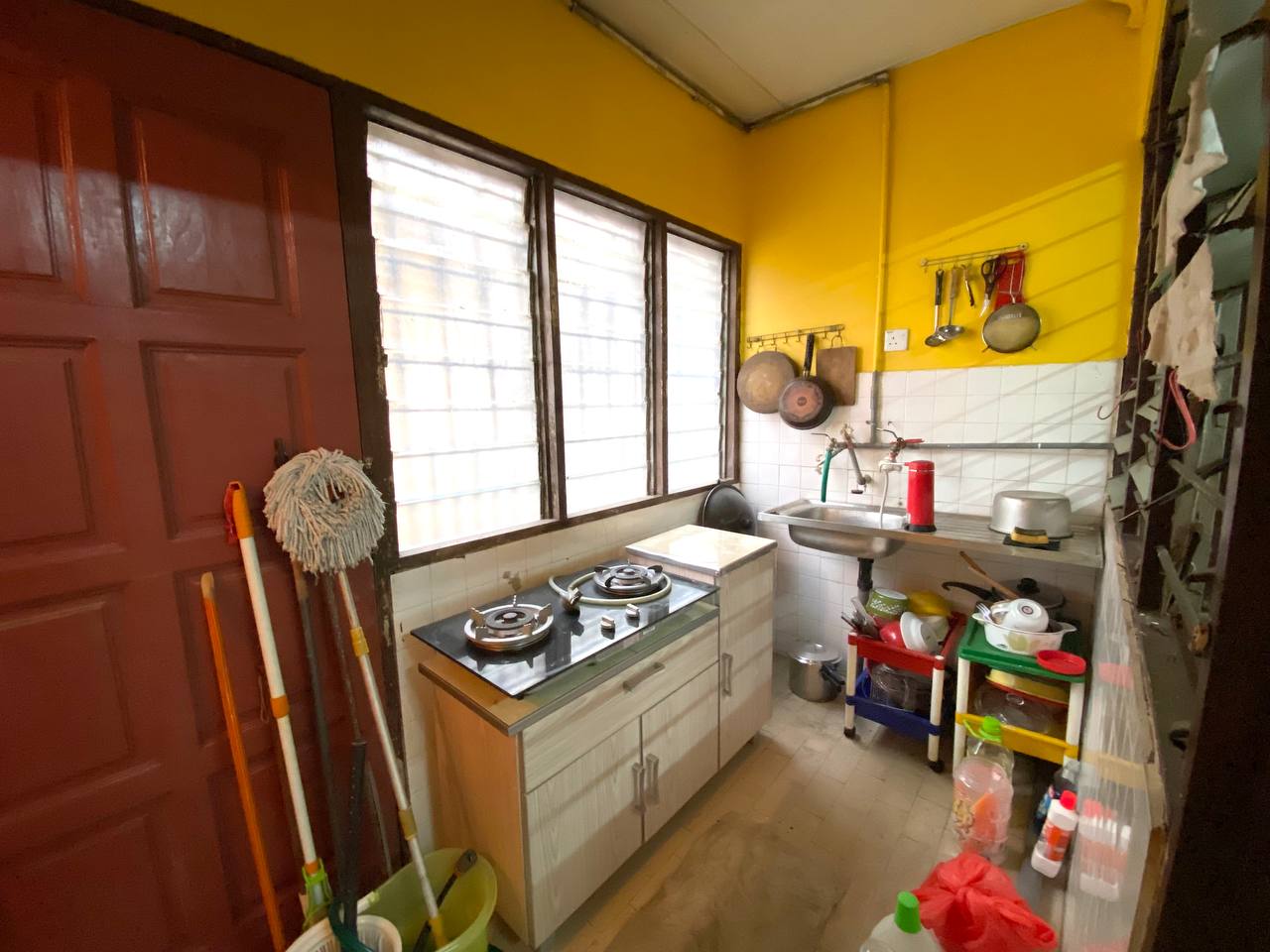 End Lot Three Storey Terrace Seksyen 25 - photo 7