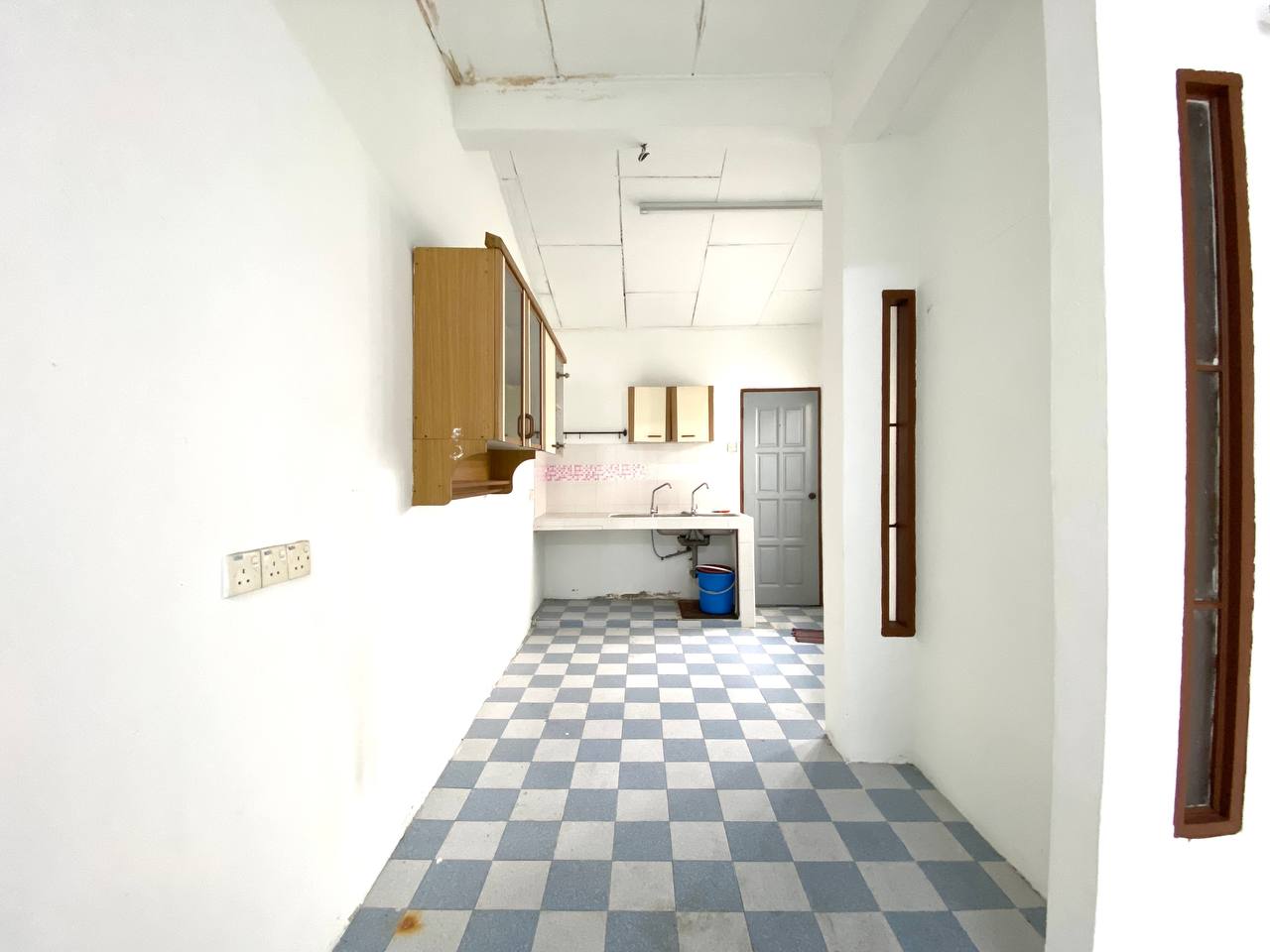 Renovated Single Storey Terrace SS5 Kelana Jaya - photo 8
