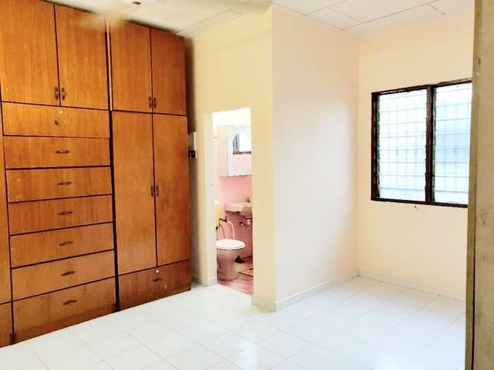 End Lot Single Storey Terrace Seksyen 17 Shah Alam - photo 4