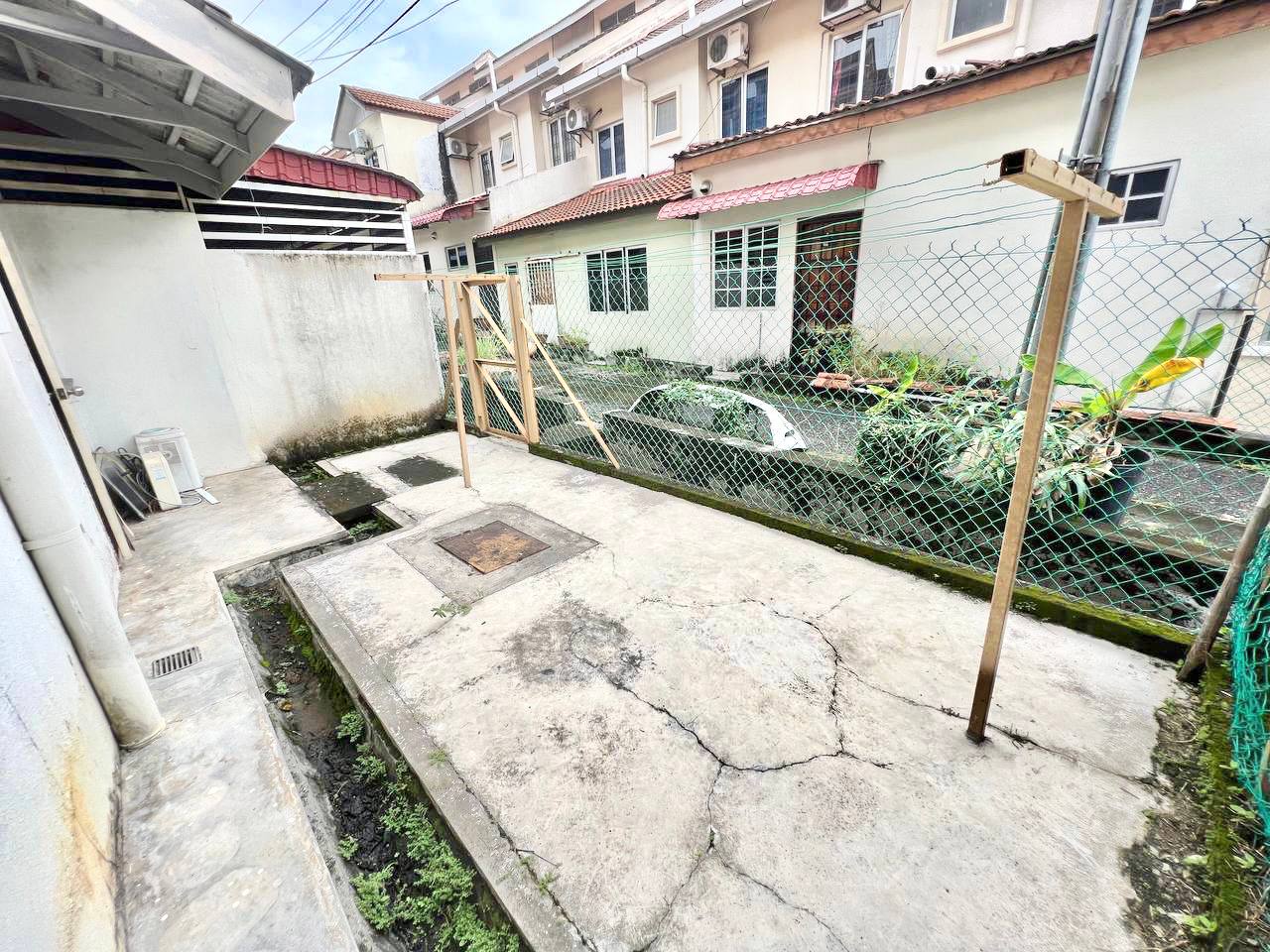 Double Storey Terrace Taman Damai Impian - photo 12