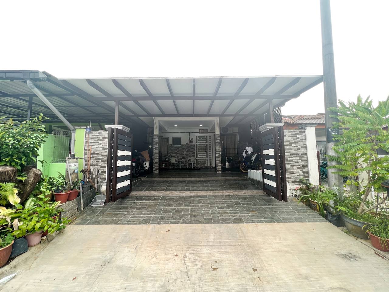 Renovated Single Storey Terrace Taman Dahliasari - photo 2