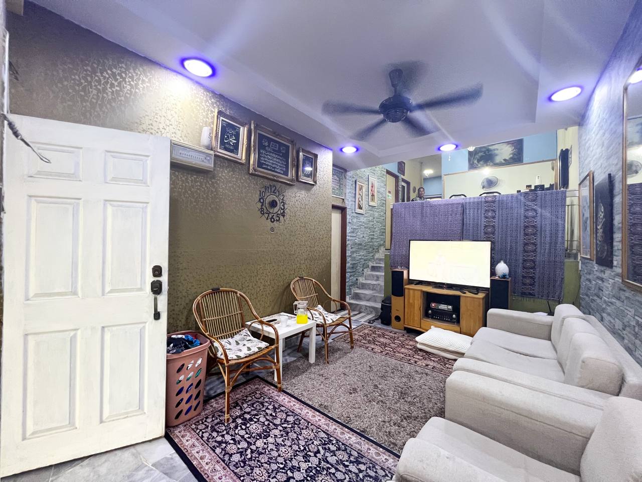 Renovated Single Storey Terrace Taman Dahliasari - photo 3