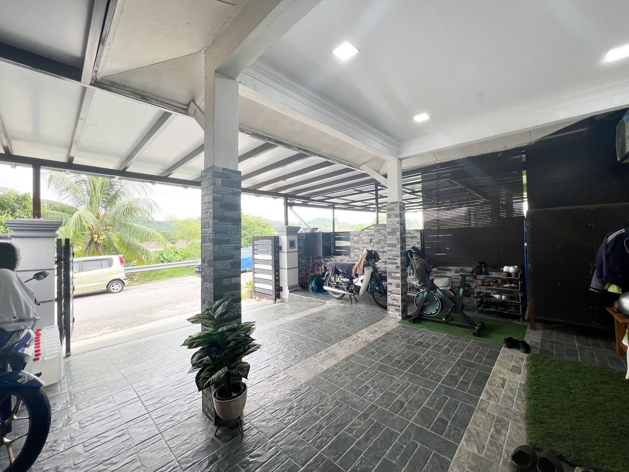 Renovated Single Storey Terrace Taman Dahliasari - photo 4