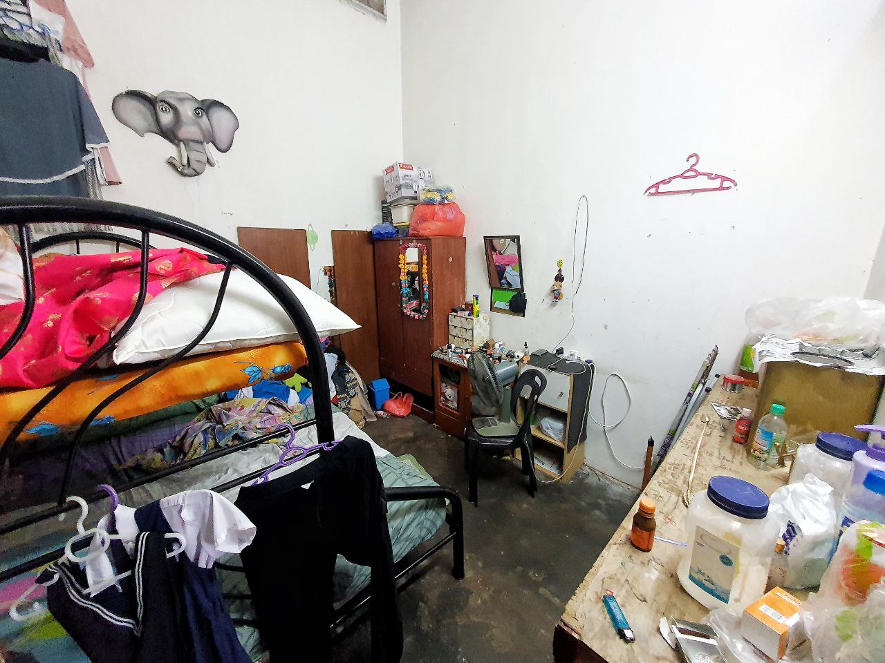 Single Storey Terrace Bandar Rinching Seksyen 1 - photo 6