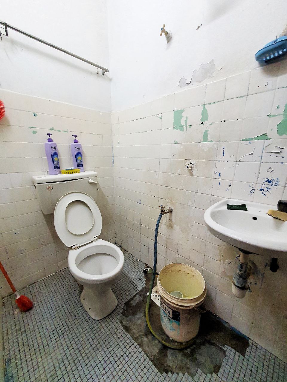 Single Storey Terrace Bandar Rinching Seksyen 1 - photo 8