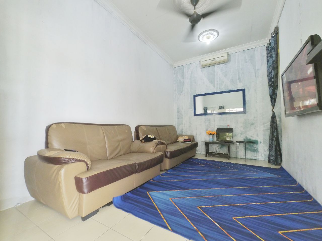 Single Storey Terrace Taman Desa Kencana - photo 3