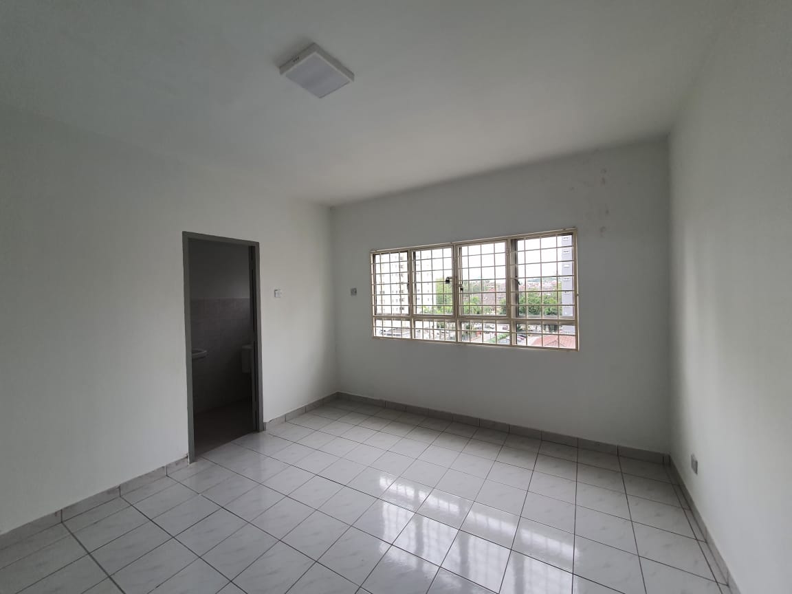 Endah Ria Condominium Sri Petaling Kuala Lumpur - photo 4