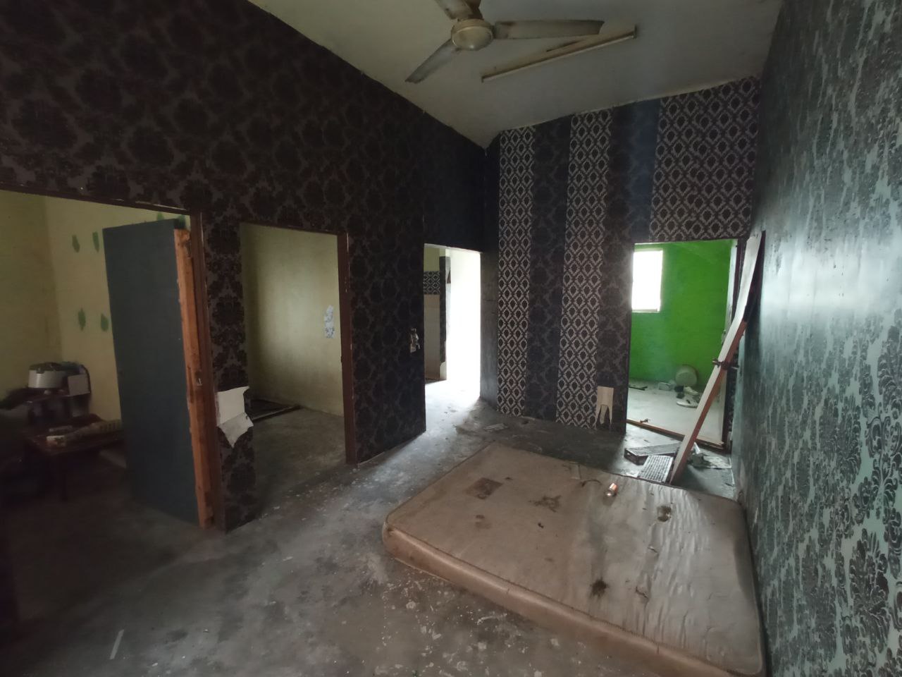 Flat Seri Perantau Kampung Keretapi Klang - photo 2