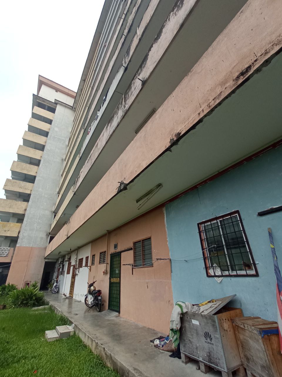 Flat Seri Perantau Kampung Keretapi Klang - photo 3