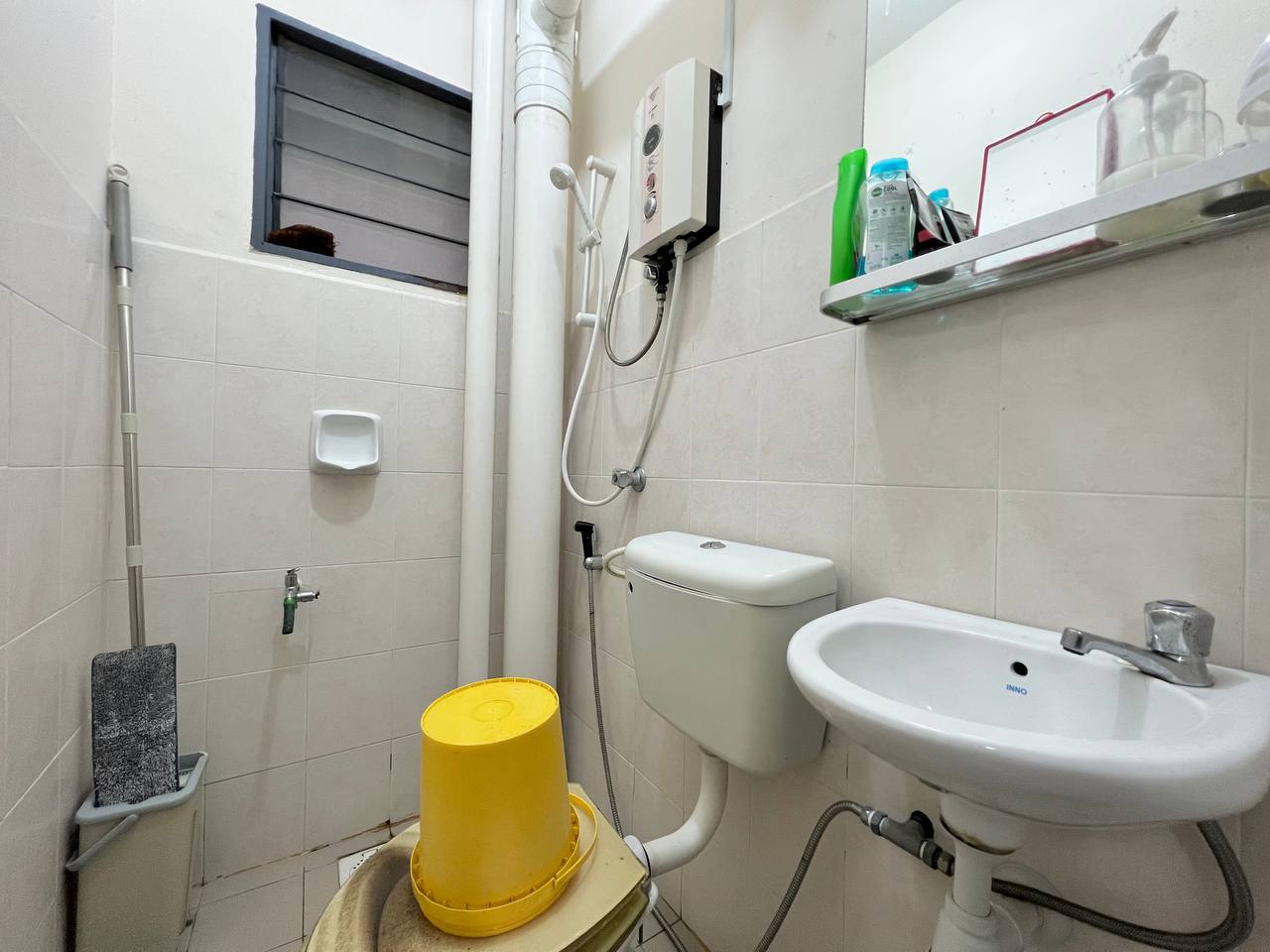 First Floor Pangsapuri Mayang Puncak Jalil - photo 7