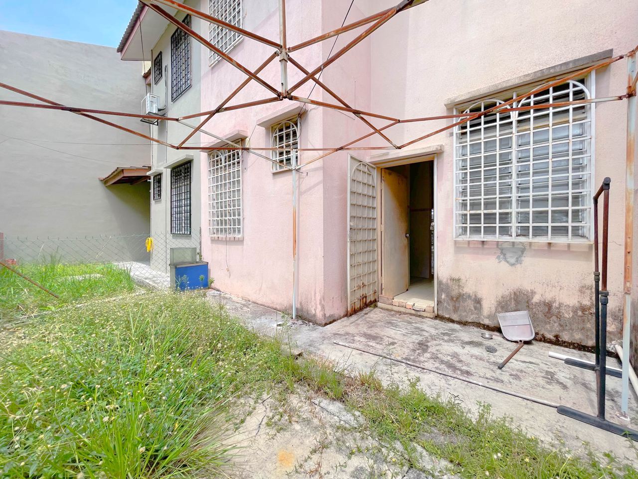 Double Storey Terrace Taman Ukay Bistari - photo 12