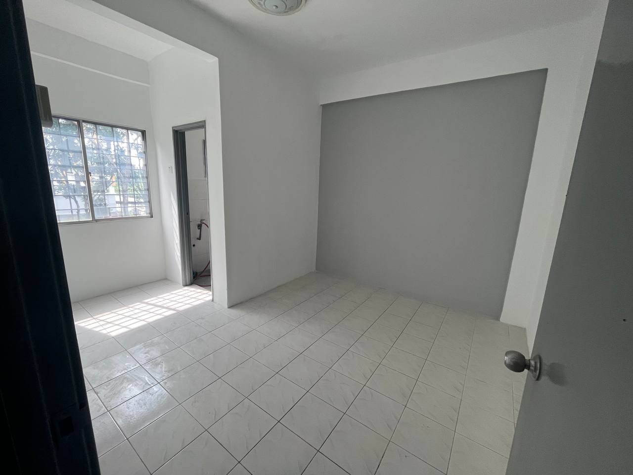 Renovated Level 3 Penaga Mas Apartment - photo 4